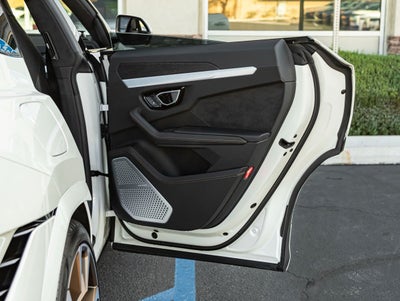 2024 Lamborghini Urus S