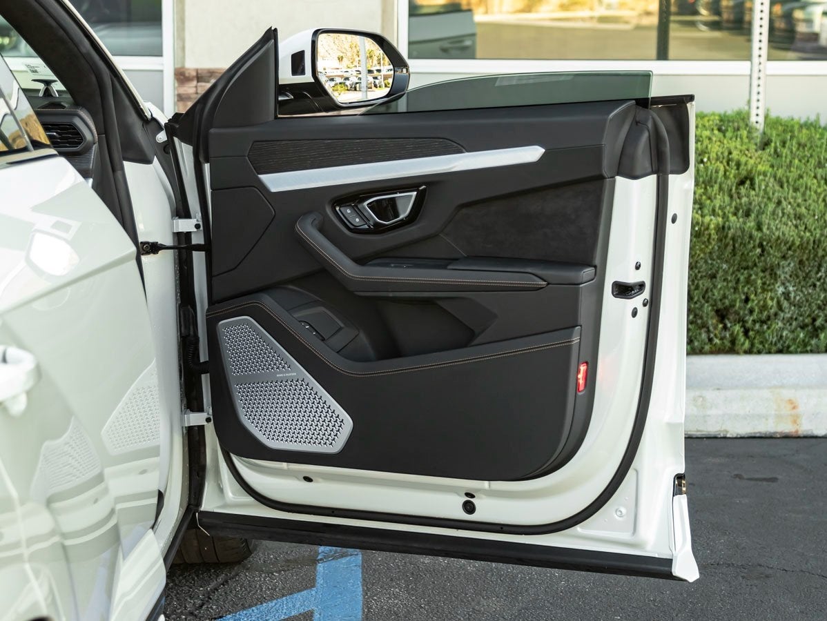 2024 Lamborghini Urus S