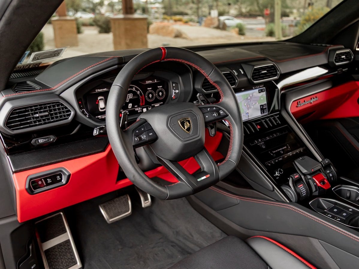 2024 Lamborghini Urus S