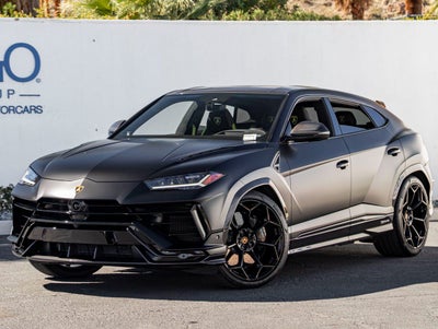 2023 Lamborghini Urus Performante