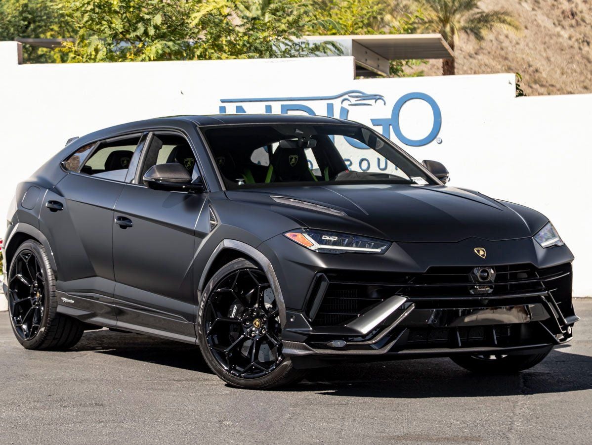 2023 Lamborghini Urus Performante