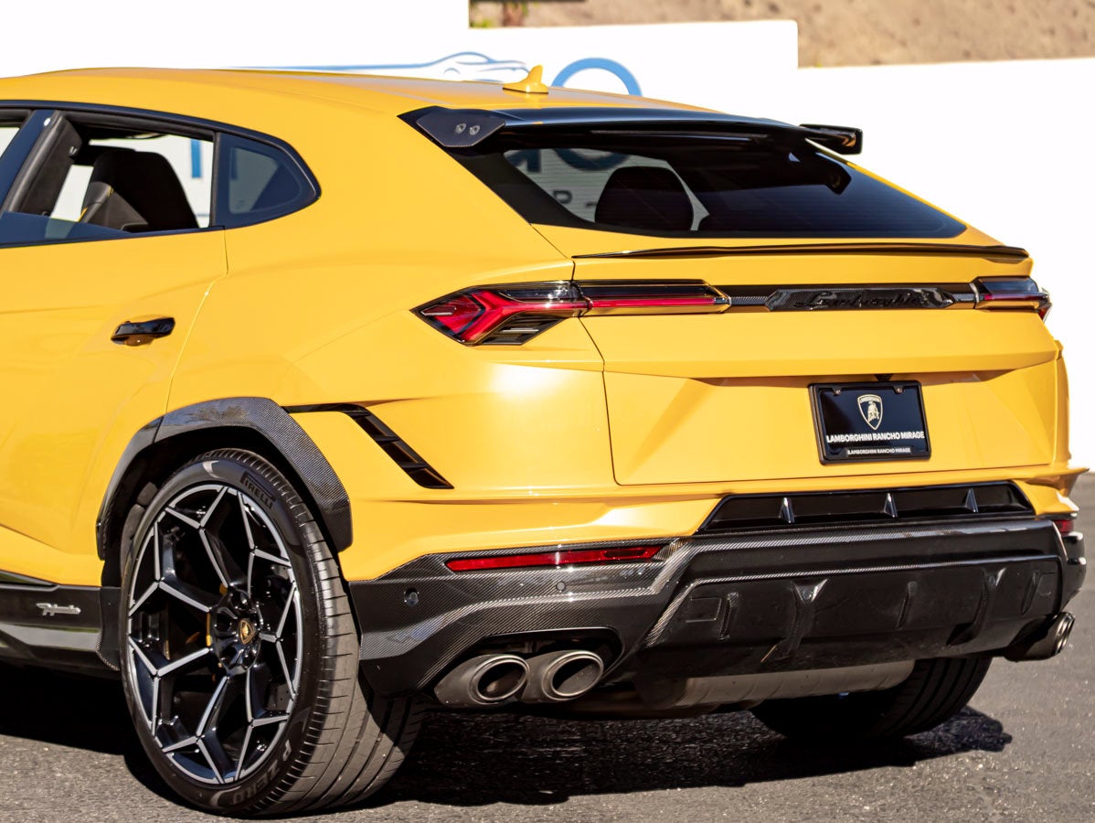 2024 Lamborghini Urus Performante