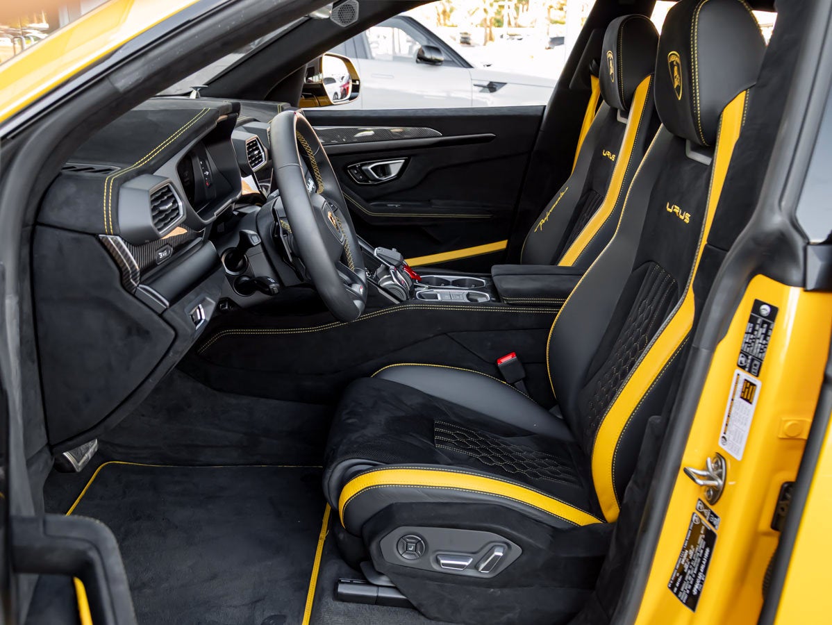 2024 Lamborghini Urus Performante