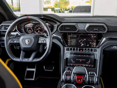 2024 Lamborghini Urus Performante