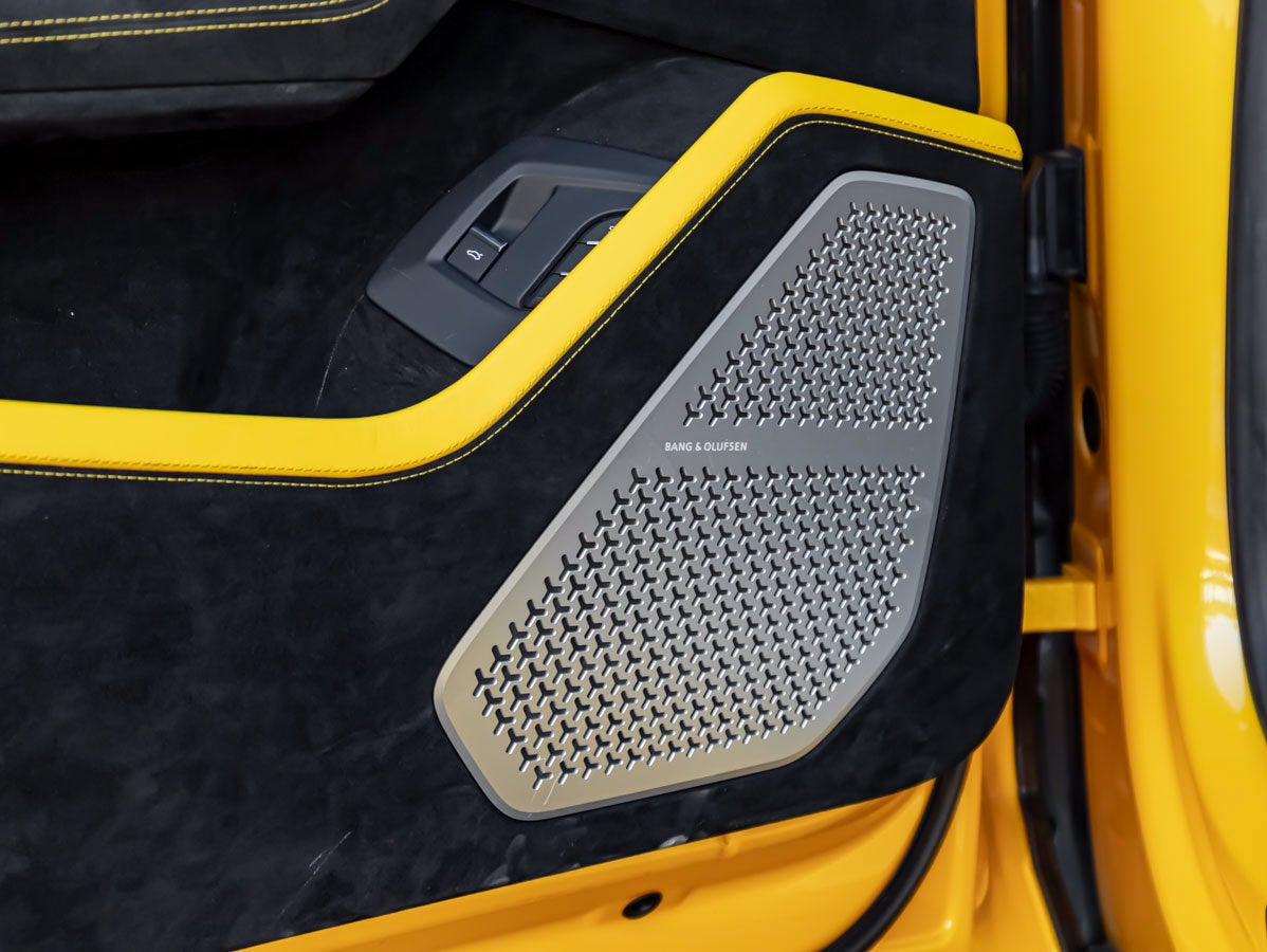 2024 Lamborghini Urus Performante