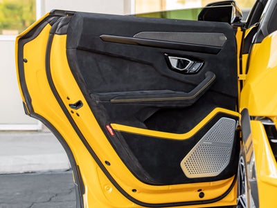 2024 Lamborghini Urus Performante