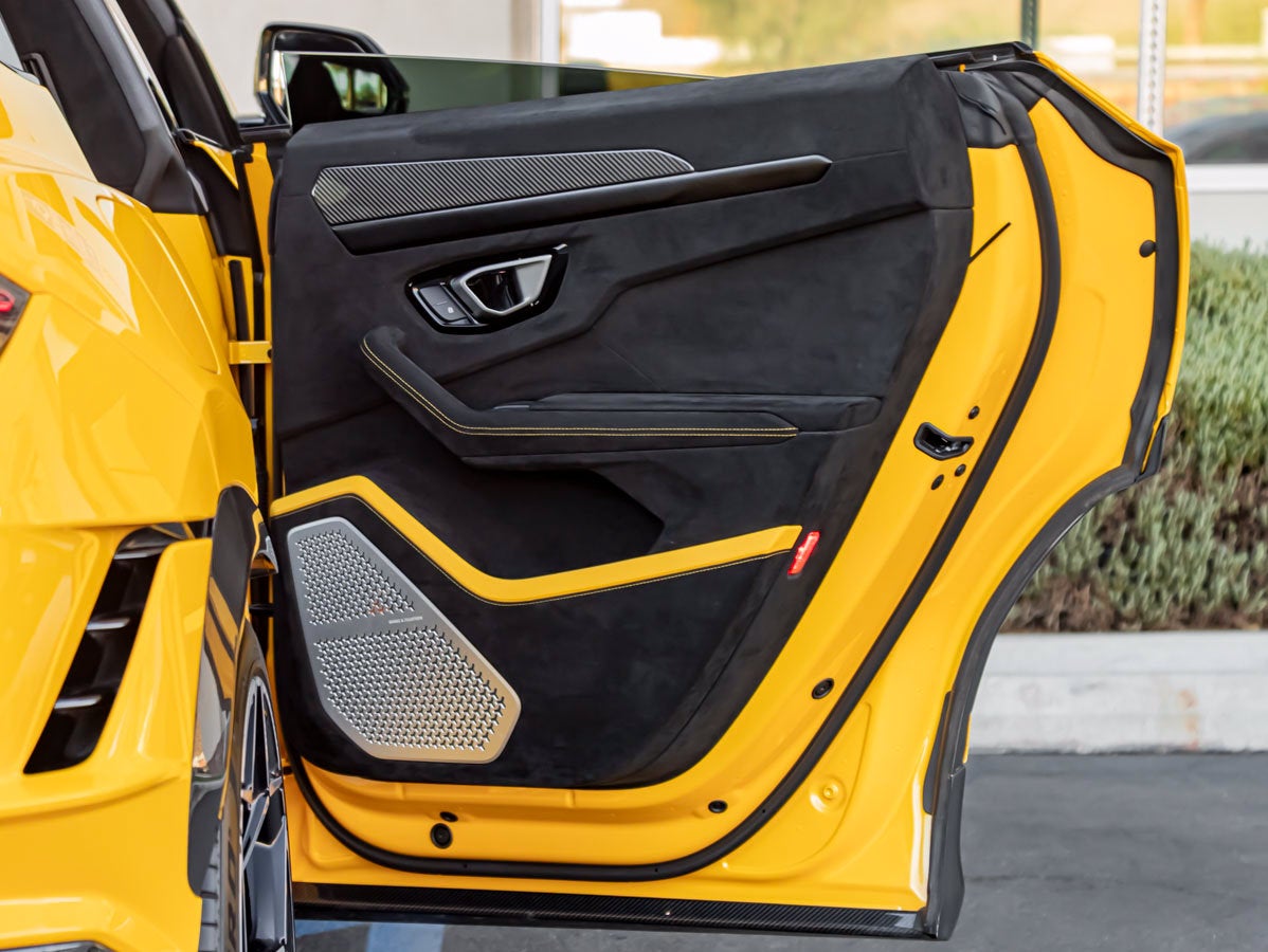 2024 Lamborghini Urus Performante