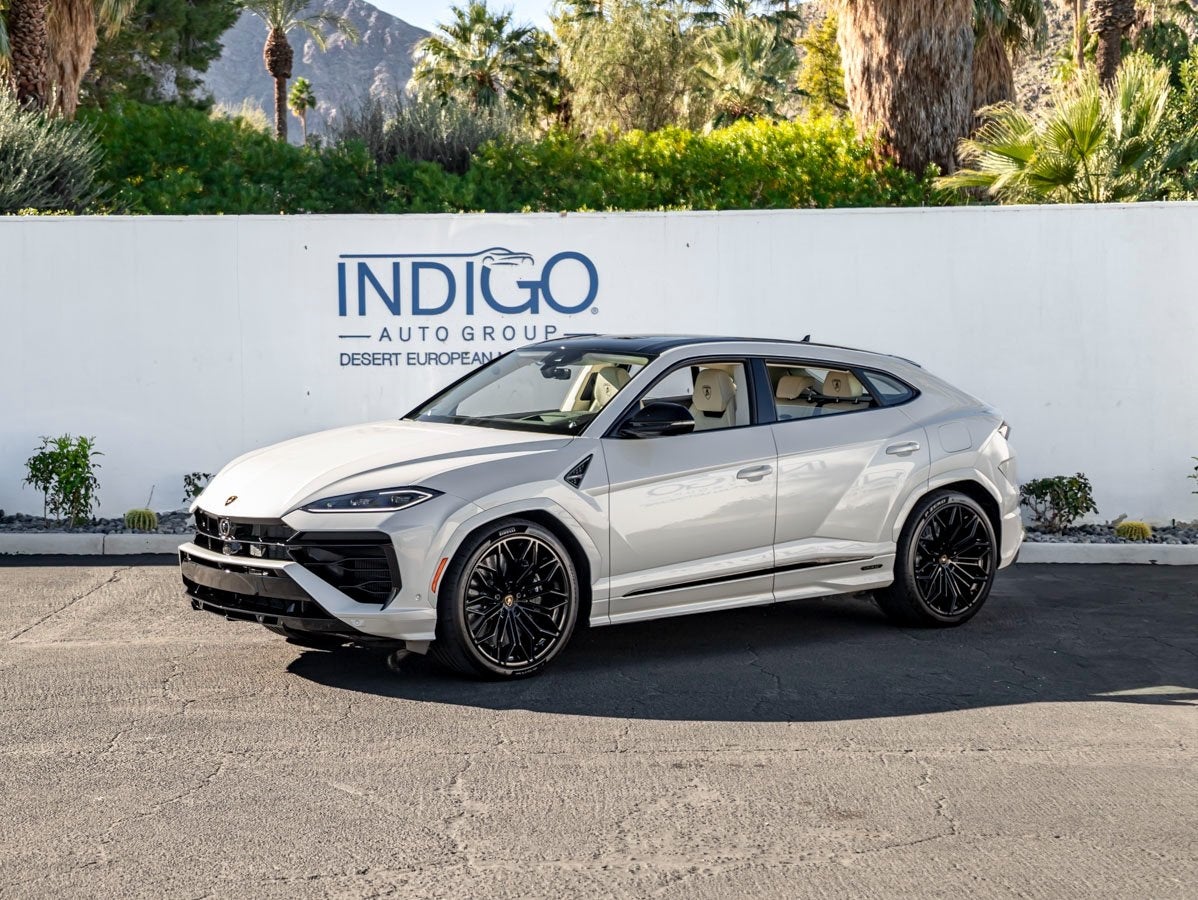 2025 Lamborghini Urus SE