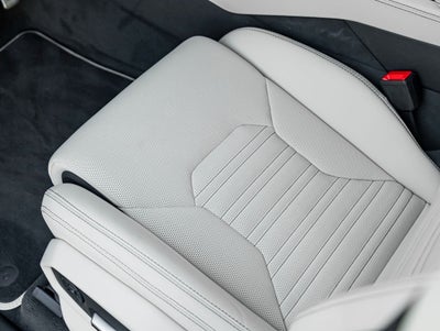 2025 Lamborghini Urus SE