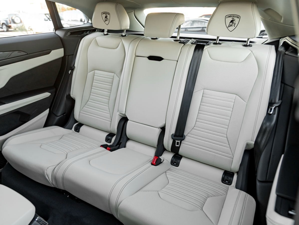 2025 Lamborghini Urus SE