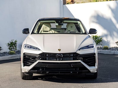 2025 Lamborghini Urus SE