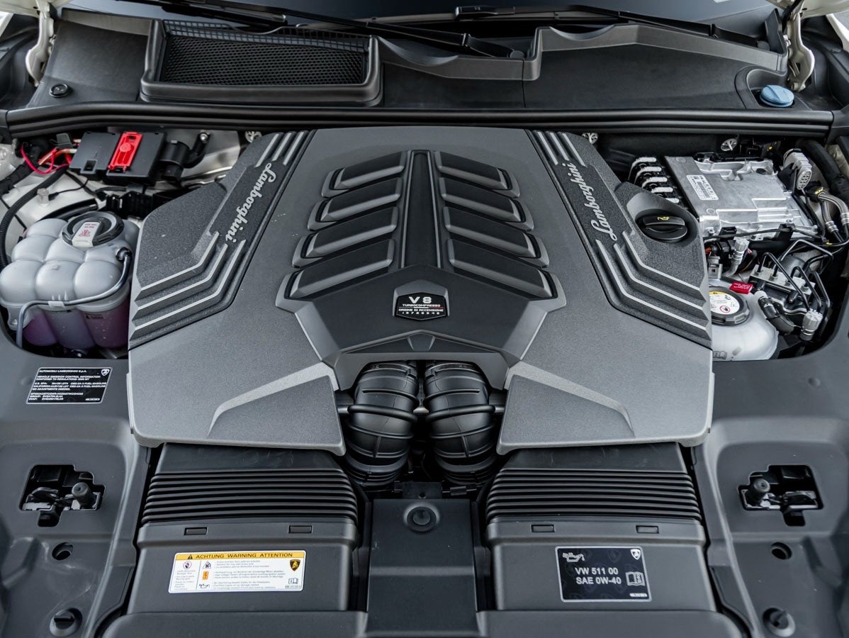 2025 Lamborghini Urus SE