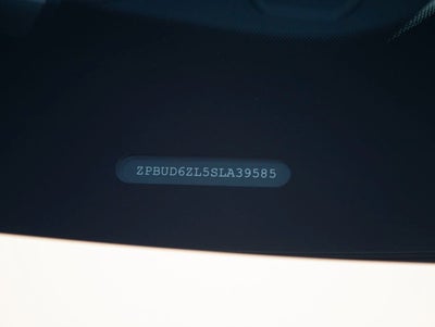 2025 Lamborghini Urus SE