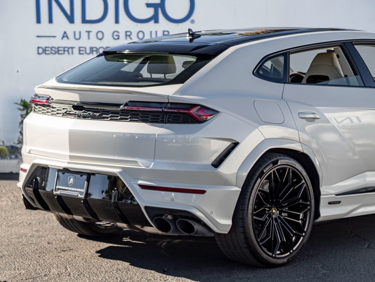 2025 Lamborghini Urus SE