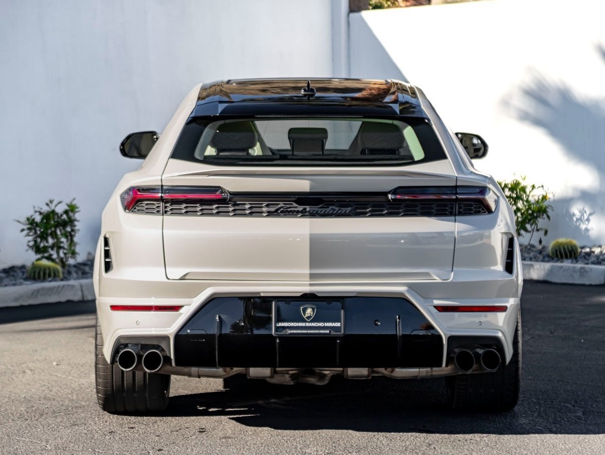 2025 Lamborghini Urus SE