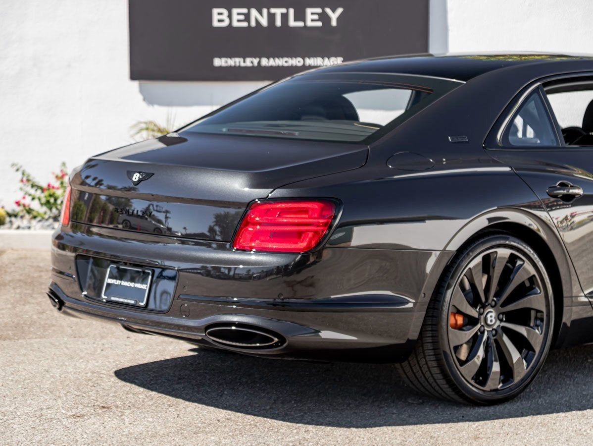 2025 Bentley Flying Spur Black Edition