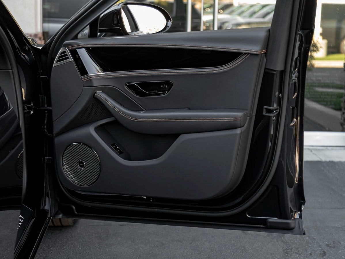 2025 Bentley Flying Spur Black Edition