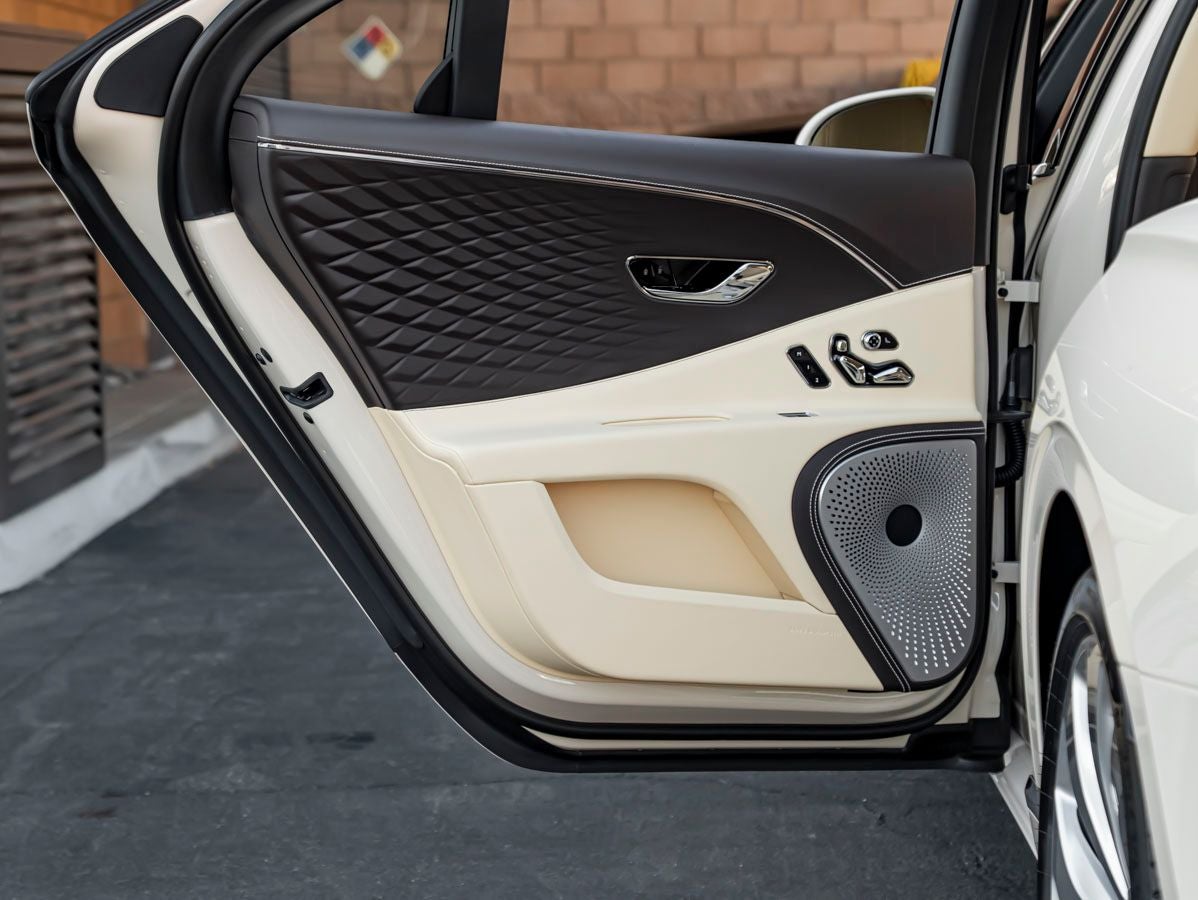 2026 Bentley Flying Spur Azure