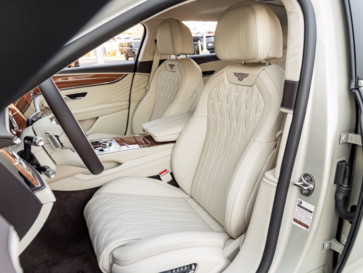 2026 Bentley Flying Spur Azure