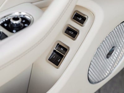 2026 Bentley Flying Spur Azure