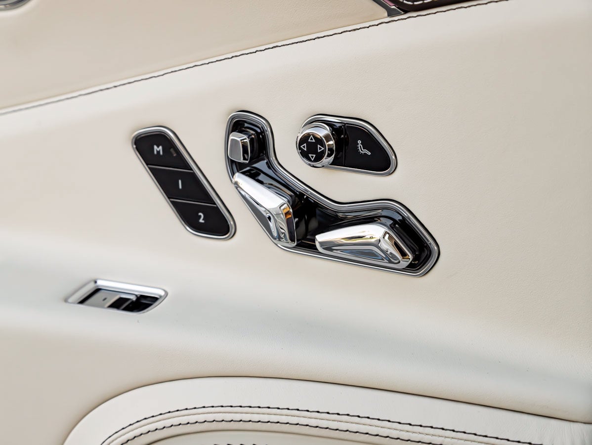 2026 Bentley Flying Spur Azure