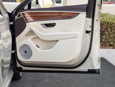 2026 Bentley Flying Spur Azure