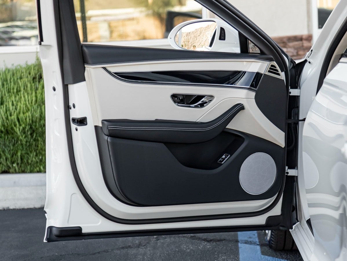 2026 Bentley Flying Spur Base