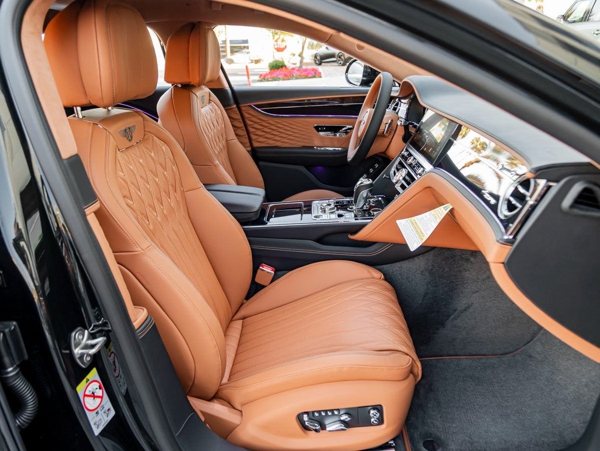 2026 Bentley Flying Spur Azure