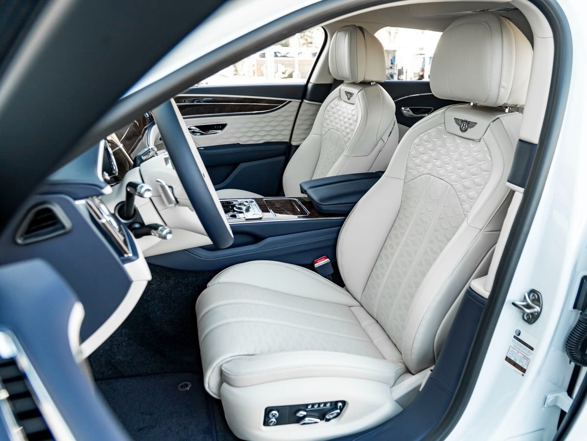 2026 Bentley Flying Spur Mulliner