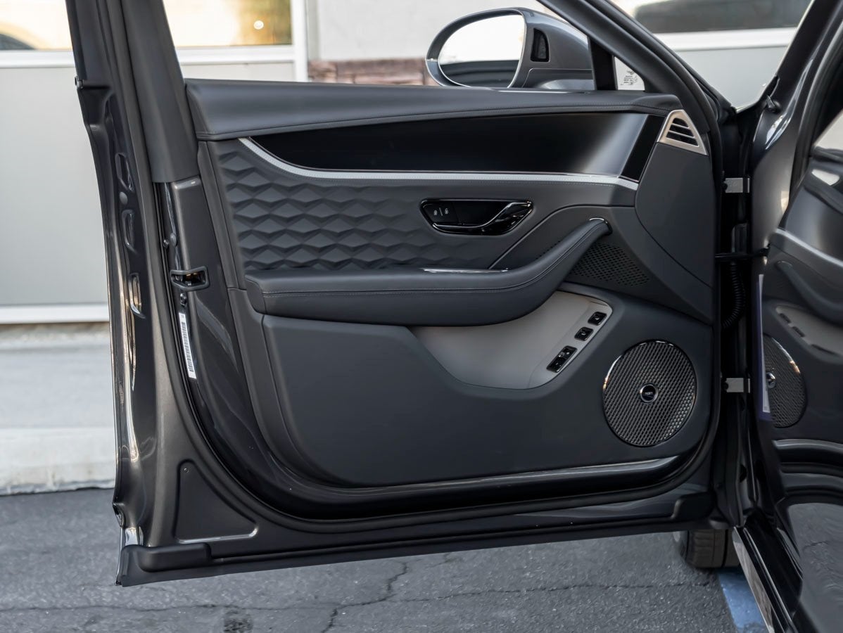 2025 Bentley Flying Spur Speed