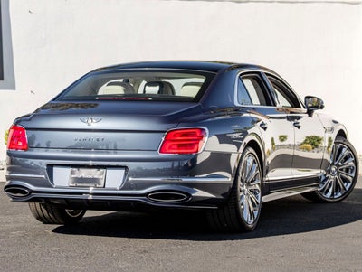2026 Bentley Flying Spur Mulliner
