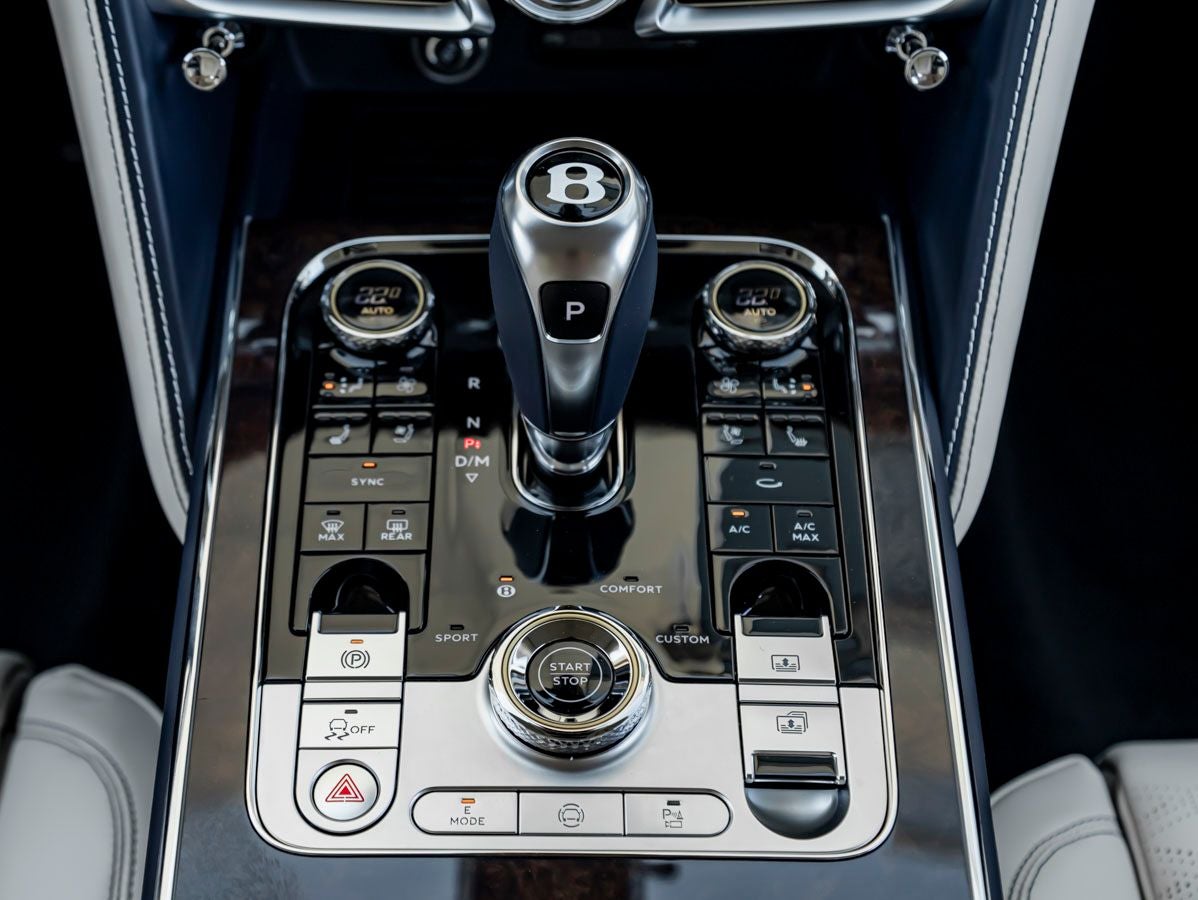 2026 Bentley Flying Spur Mulliner