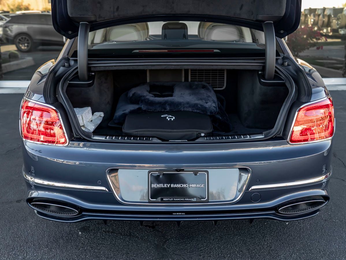 2026 Bentley Flying Spur Mulliner