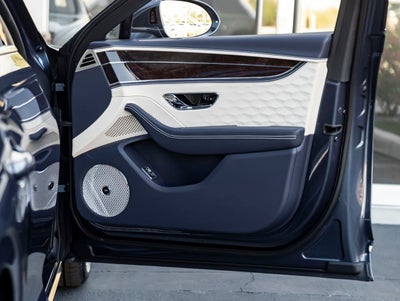 2026 Bentley Flying Spur Mulliner