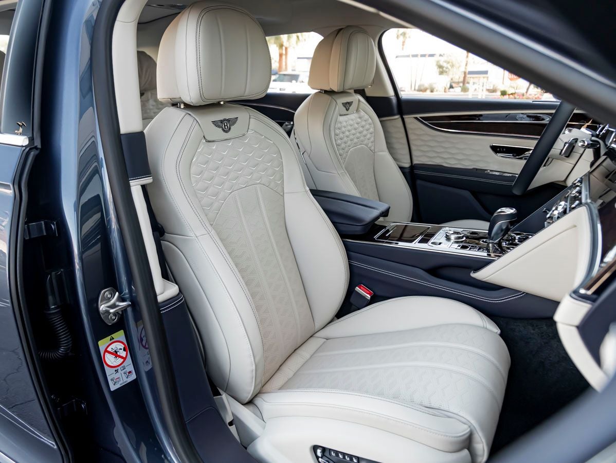 2026 Bentley Flying Spur Mulliner