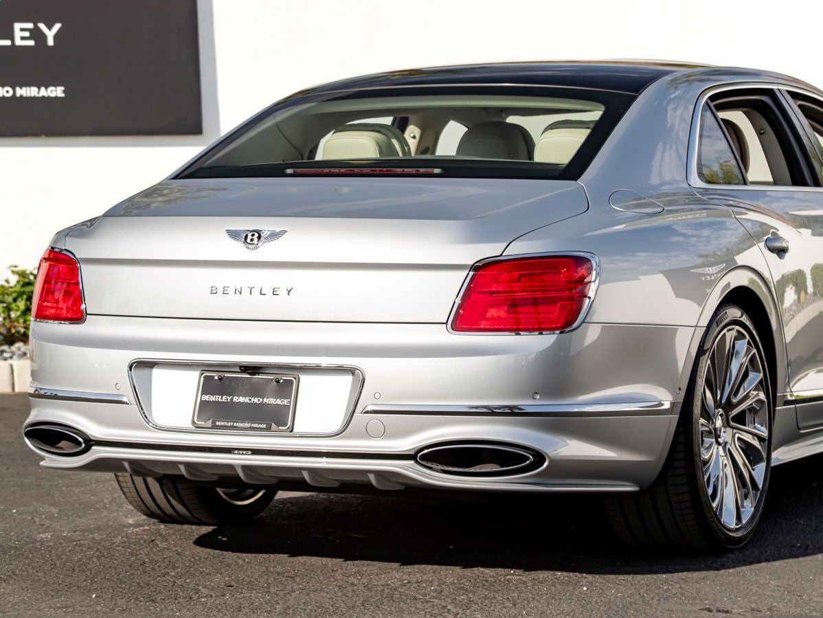 2026 Bentley Flying Spur Mulliner