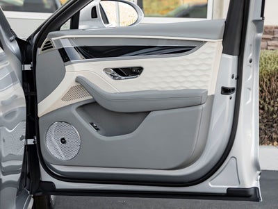 2026 Bentley Flying Spur Mulliner