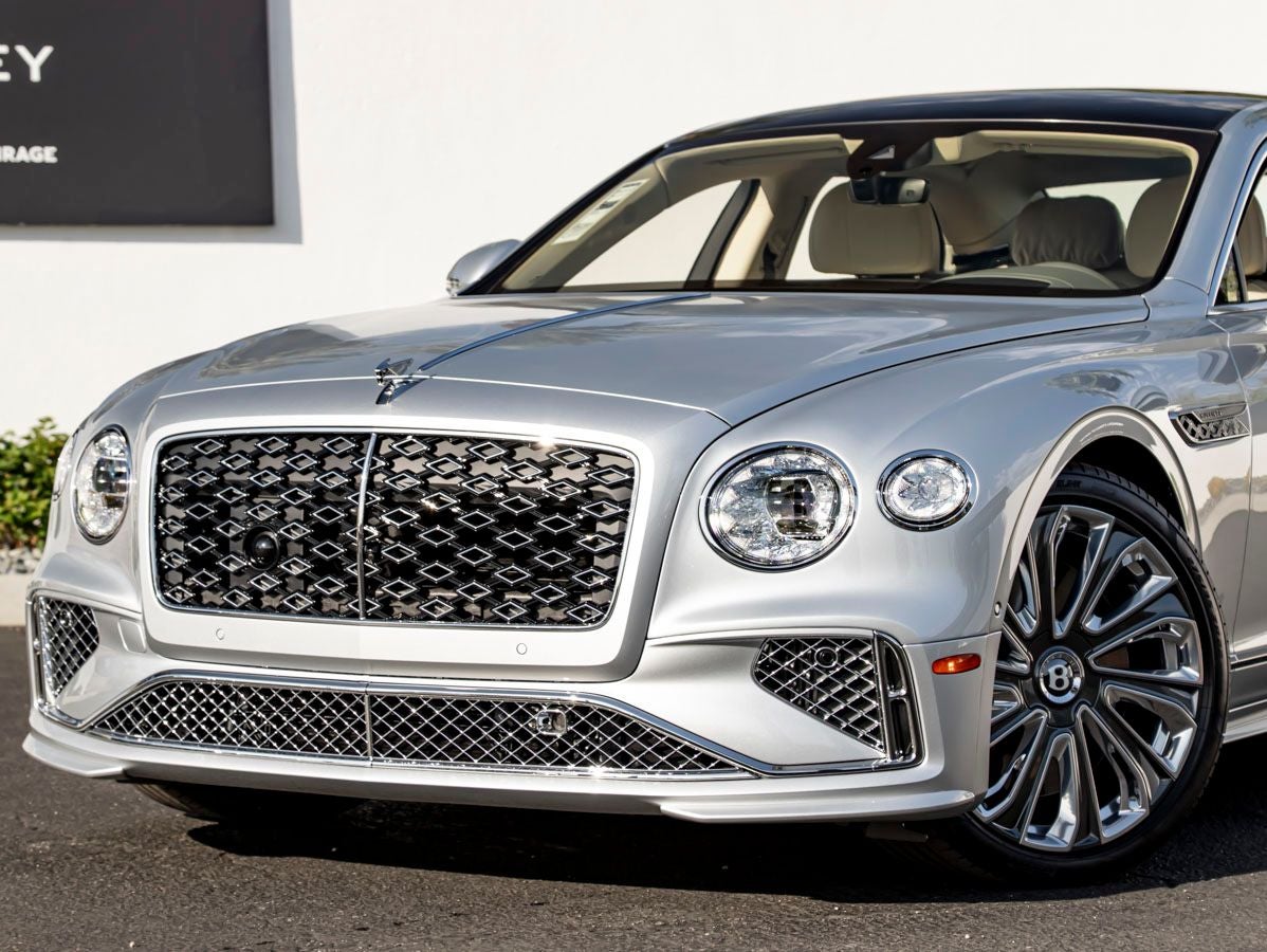 2026 Bentley Flying Spur Mulliner