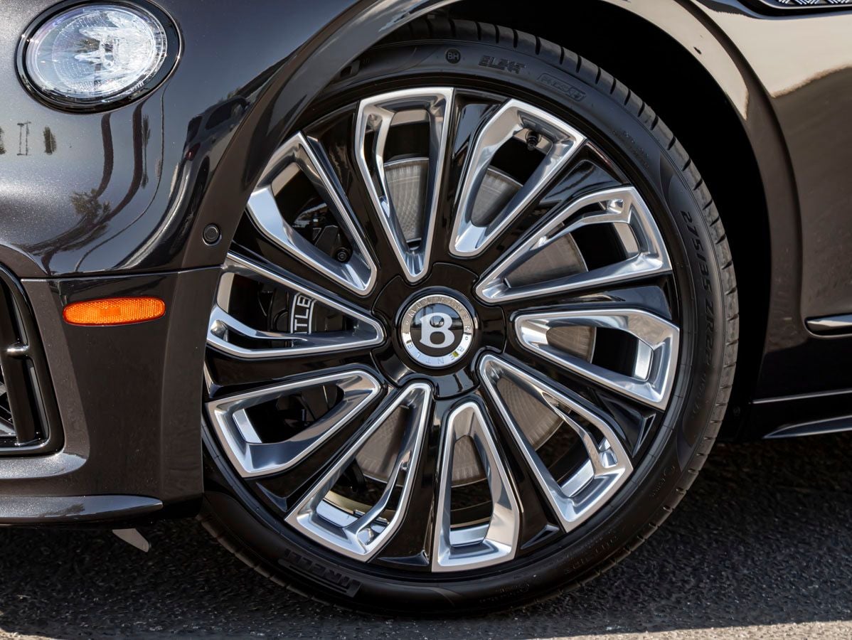 2026 Bentley Flying Spur Mulliner