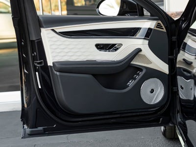 2026 Bentley Flying Spur Mulliner