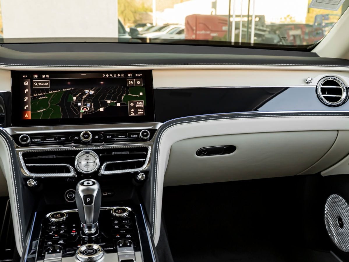 2026 Bentley Flying Spur Mulliner