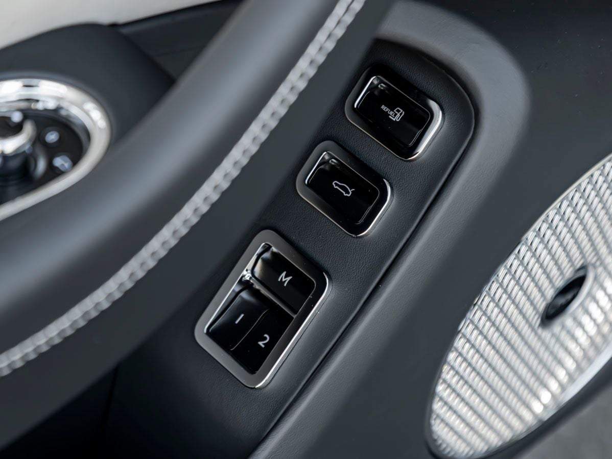 2026 Bentley Flying Spur Mulliner