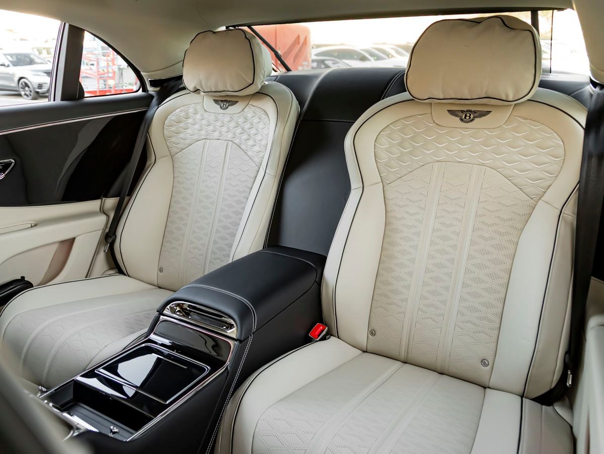 2026 Bentley Flying Spur Mulliner