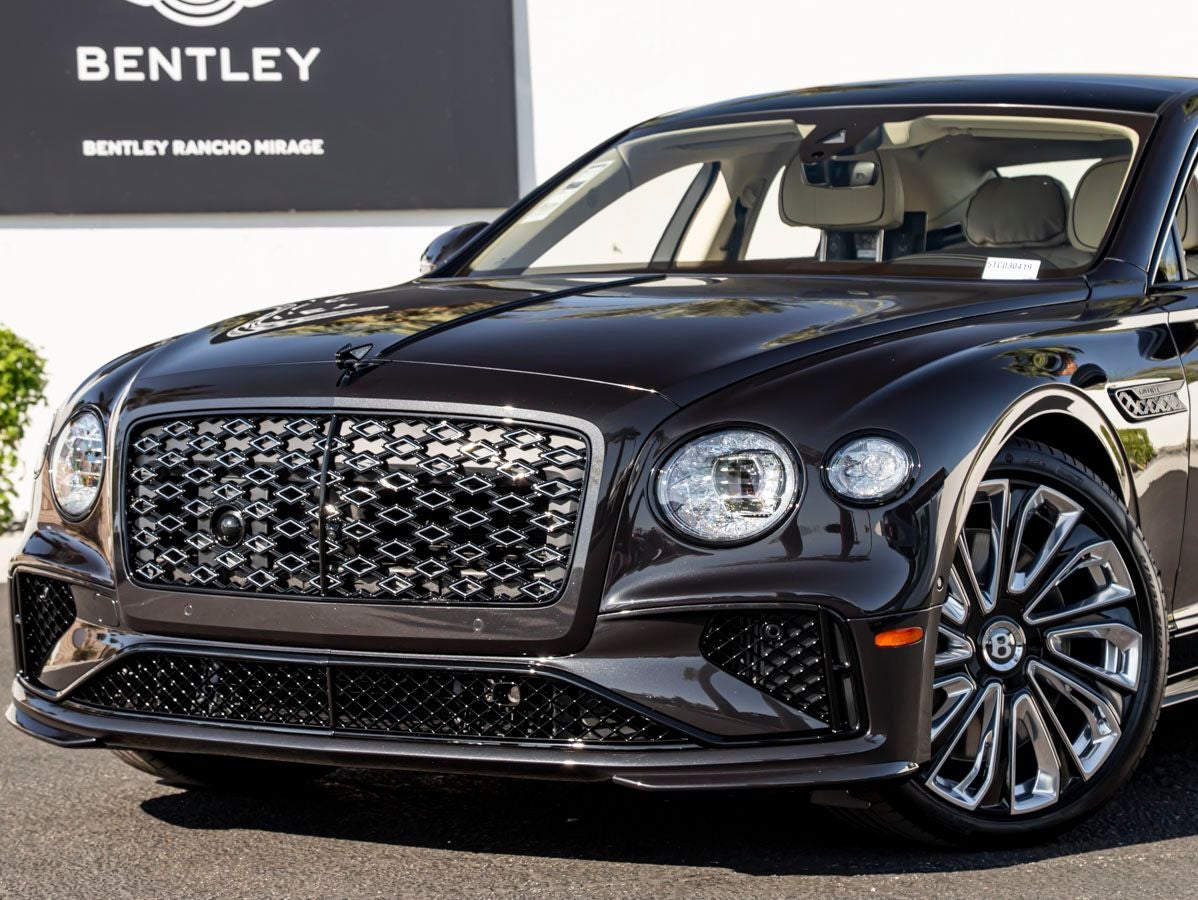 2026 Bentley Flying Spur Mulliner