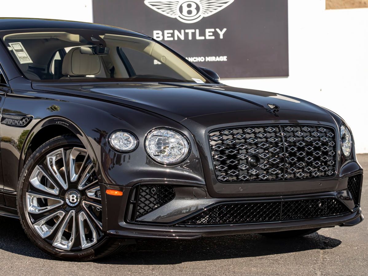 2026 Bentley Flying Spur Mulliner