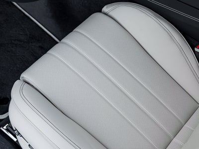 2027 Bentley Flying Spur Base