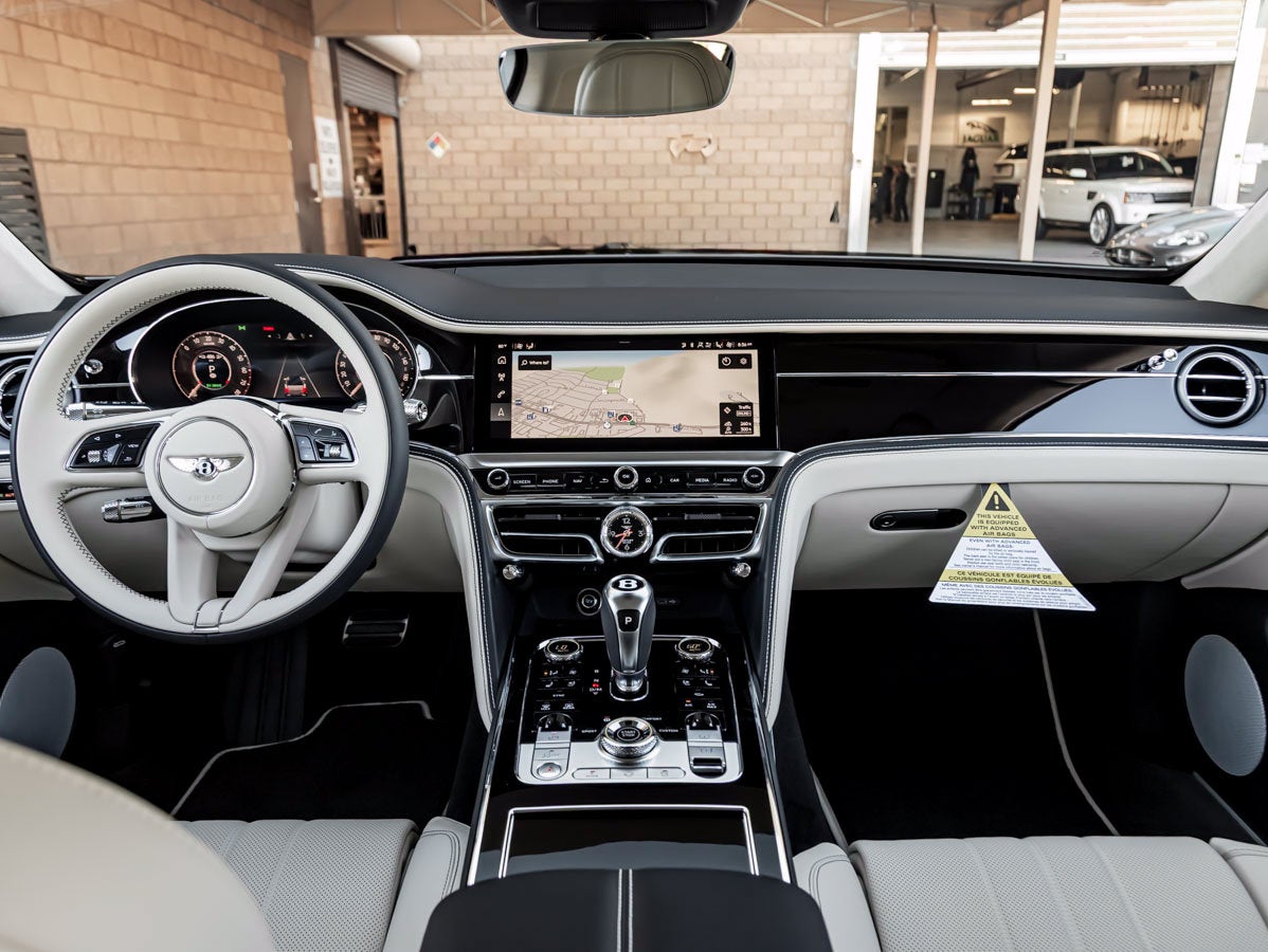 2027 Bentley Flying Spur Base