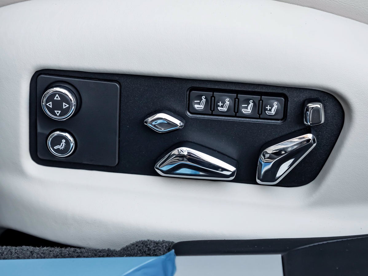 2027 Bentley Flying Spur Base