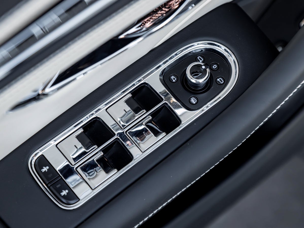2027 Bentley Flying Spur Base