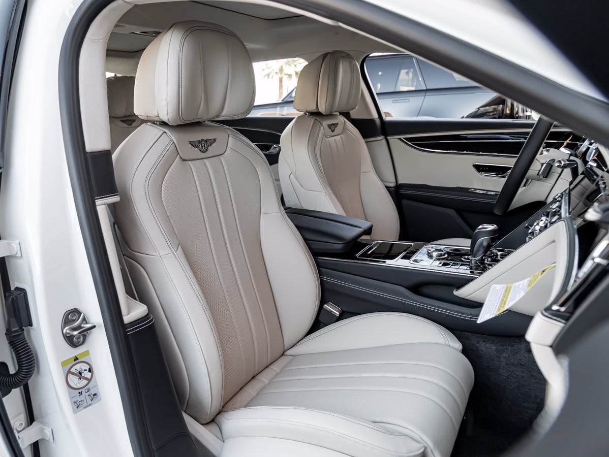 2027 Bentley Flying Spur Base
